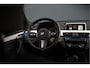 BMW X1 xDrive25e Executive M Sport | Stoelverwarming | Trekhaak | Parkeersensoren | Navigatie | Ambiance Verlichting | Keyless | Cruise Control | LED | Climate Control | DAB | BTW | SOH 90%