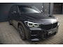 BMW X1 xDrive25e Executive M Sport | Stoelverwarming | Trekhaak | Parkeersensoren | Navigatie | Ambiance Verlichting | Keyless | Cruise Control | LED | Climate Control | DAB | BTW | SOH 90%