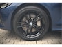 BMW 3-Serie Touring 330e High Executive Sportline | Keyless | PDC | Leer | Hifi | Ambiance Verlichting | Stoelverwarming | Adaptive Cruise Control | BTW | LED | Shadow Line | Navigatie Prof. | DAB |
