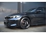 BMW 3-Serie Touring 330i xDrive High Excecutive M Sport | M Performance | Stoelverwarming | Camera | Navigatie | Parkeersensoren | Apple Carplay | Keyless | HIFI | Adaptive Cruise Control | DAB | LED | BTW | Fabrieksgarantie