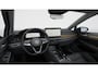 Volkswagen Golf 1.5 eHybrid Style Edition 204PK | Navigatie | Apple carplay | Adaptieve cruis control | Travel assist | Stuur en Stoelverwarming | Panoramaschuif-kanteldak | Climate control | IQ-matrix verlichting | Trekhaak | Dodehoek sensoren | Elektrischverstelbare bestuurderstoel |