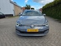 Volkswagen Golf Variant 1.0 eTSI Life | panoramadak | Narno Grey | digitaal dashboard