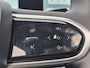 Omoda 5 SHS 1.6 T-GDi SHS-H Premium BPM en Inruilvoordeel: Hybride Automaat met Lederen bekleding, Navigatie en 360 graden Camera Uit voorraad leverbaar!