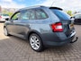 Skoda Fabia Combi 1.2 TSI JOY van 1ste Eig met trekhaak en parkeersensoren en bluetooth telefoon en cruise controle en airco