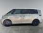 Volkswagen ID. Buzz Pure Limited 170 pk 59 kWh | 20 inch LMV | elektrische achterklep | Trekhaak | getint glas