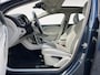 Volvo V40 Cross Country 1.5 T3 Nordic+ |Automaat| Panoramadak| Trekhaak | 1500 kg trekgewicht geremd| 12 maanden Bovag Garantie|