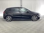 Mercedes-Benz B-klasse 250 e Business Solution AMG | Apple carplay | Parkeerass. | Sfeerverl. | Navi | Camera | Stoelverw.