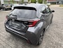 Toyota Yaris HYBRID 115 DYNAMIC COMFORT PACK STOEL/STUURVERW PARK-SENSOREN BLIND-SPOT APPLE/ANDROID KEYLESS 16" LM-VELGEN