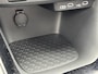 Toyota Yaris HYBRID 115 DYNAMIC COMFORT PACK STOEL/STUURVERW PARK-SENSOREN BLIND-SPOT APPLE/ANDROID KEYLESS 16" LM-VELGEN