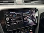 Volkswagen Passat Variant 1.4 TSI PHEV GTE Business - Automaat - Navi - Winterpakket - Trekhaak elektrisch