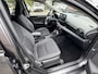 Toyota Yaris HYBRID 115 DYNAMIC COMFORT PACK STOEL/STUURVERW PARK-SENSOREN BLIND-SPOT APPLE/ANDROID KEYLESS 16" LM-VELGEN