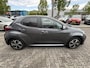 Toyota Yaris HYBRID 115 DYNAMIC COMFORT PACK STOEL/STUURVERW PARK-SENSOREN BLIND-SPOT APPLE/ANDROID KEYLESS 16" LM-VELGEN