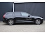 Volvo V60 2.0 B4 Essential Edition Adaptieve Cruise Control | BLIS | Stoel en stuurwiel verwarming | Achterbank verwarmd | Google services