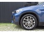 BMW X1 XDrive25e High Executive | PANO | 1E EIG | DEALER | LEDER | CAMERA | NAVI PROF | SPORTSTOELEN