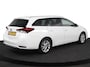 Toyota Auris Touring Sports 1.8 Hybrid Dynamic Go | Licht en Regensensor | Cruise Control | Achteruitrijcamera |