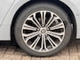Toyota Corolla Touring Sports 1.8 Hybrid Dynamic Stoelverw Stuurverw Navi