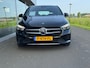 Mercedes-Benz B-klasse 180 Business Solution style automaat , wegklapbare trekhaak , achteruitrijcamera