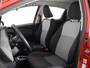 Toyota Yaris 1.5 HYBRID STYLE AUTOMAAT GARANTIE 2029 ! CAMERA. CRUISE CONTROLL.SLECHTS 81.000 KM!!