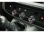 Volkswagen Transporter 2.0 TDI 110pk L1H1 Bijrijdersbank Navigatie Airco Cruise Control
