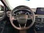Ford Focus Wagon 1.0 EcoBoost Titanium Business Navigatie - Cruise Control - Trekhaak