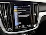 Volvo V60 2.0 B4 Inscription | Elektr. trekhaak | Camera | Stoel/stuurverwarming | Dealer onderhouden