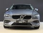 Volvo V60 2.0 B4 Inscription | Elektr. trekhaak | Camera | Stoel/stuurverwarming | Dealer onderhouden