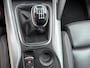 Renault Kadjar 1.3 TCe Zen met parkeersensoren / camera en leer en trekhaak en navigatie en bluetooth telefoon en media en airco