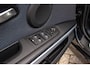 BMW 3-Serie 318i Business Line M-sport | M-pakket | NL auto | Facelift | Xenon | Cruise control | Navigatie Professional | Bluetooth | Climate control | M-sport stuur | Sportstoelen | PDC | 18 inch