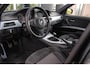 BMW 3-Serie 318i Business Line M-sport | M-pakket | NL auto | Facelift | Xenon | Cruise control | Navigatie Professional | Bluetooth | Climate control | M-sport stuur | Sportstoelen | PDC | 18 inch