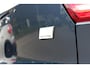 Volvo XC40 T4 Recharge Inscription Panoramadak | Elektrisch verstelbare voorstoelen | Stoel- & Stuurwielverwarming | Adaptieve Cruise Control met Pilot Assist | BLIS Dodehoekdetectie | Trekhaak semi elektrisch inklapbaar | 19" Lichtmetalen velgen