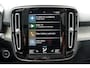 Volvo XC40 T4 Recharge Inscription Panoramadak | Elektrisch verstelbare voorstoelen | Stoel- & Stuurwielverwarming | Adaptieve Cruise Control met Pilot Assist | BLIS Dodehoekdetectie | Trekhaak semi elektrisch inklapbaar | 19" Lichtmetalen velgen