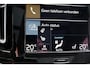 Volvo XC40 T4 Recharge Inscription Panoramadak | Elektrisch verstelbare voorstoelen | Stoel- & Stuurwielverwarming | Adaptieve Cruise Control met Pilot Assist | BLIS Dodehoekdetectie | Trekhaak semi elektrisch inklapbaar | 19" Lichtmetalen velgen
