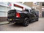 Dodge Ram 1500 5.7 V8 HEMI 4WD | BLACK OPTIC | Classic | 300l LPG | APPLE CARPLAY | Stoel- stuurverwarming | Navigatie | Pano-dak |