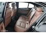 BMW 5-Serie 520i Luxury Edition 184 PK | M-Sport | Pano-Dak | elek. Stoelen | Stoelverwarming | Bruin leder | Stoelverwarming
