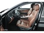 BMW 5-Serie 520i Luxury Edition 184 PK | M-Sport | Pano-Dak | elek. Stoelen | Stoelverwarming | Bruin leder | Stoelverwarming