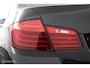 BMW 5-Serie 520i Luxury Edition 184 PK | M-Sport | Pano-Dak | elek. Stoelen | Stoelverwarming | Bruin leder | Stoelverwarming