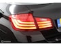 BMW 5-Serie 520i Luxury Edition 184 PK | M-Sport | Pano-Dak | elek. Stoelen | Stoelverwarming | Bruin leder | Stoelverwarming