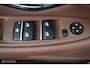BMW 5-Serie 520i Luxury Edition 184 PK | M-Sport | Pano-Dak | elek. Stoelen | Stoelverwarming | Bruin leder | Stoelverwarming