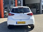 Mazda 2 1.5 Skyactiv-G Luxury / Android Auto / Applecarplay / Navi / Automaat / Winterset aanwezig /