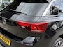 Volkswagen T-Roc 1.5 TSI AUT. *!* 2x R-LINE *!* NAVI/ LED/ 19 INCH/ CAMERA/ RADAR *!*