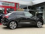 Volkswagen T-Roc 1.5 TSI AUT. *!* 2x R-LINE *!* NAVI/ LED/ 19 INCH/ CAMERA/ RADAR *!*
