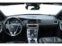 Volvo V60 2.4 D5 Twin Engine Momentum l Harman Kardon l BLISS