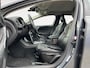 Volvo V40 1.6 T4 Summum |Trekhaak| winter/ Zomer banden| Lederen bekleding| 12 maanden Bovag garantie|