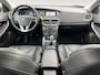 Volvo V40 1.6 T4 Summum |Trekhaak| winter/ Zomer banden| Lederen bekleding| 12 maanden Bovag garantie|
