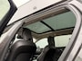 Volvo V60 T8 Plug-in hybrid AWD AUT8 455PK Ultimate Dark | Bowers & Wilkins audio | Geventileerde voorstoelen met massagefunctie | Verwarmde voorstoelen & Stuurwiel | 19" Black Edition Lichtmetalen velgen | Panoramadak | Adaptieve Cruise Control | BLIS Doedehoekdetectie
