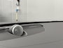 Volvo V60 T8 Plug-in hybrid AWD AUT8 455PK Ultimate Dark | Bowers & Wilkins audio | Geventileerde voorstoelen met massagefunctie | Verwarmde voorstoelen & Stuurwiel | 19" Black Edition Lichtmetalen velgen | Panoramadak | Adaptieve Cruise Control | BLIS Doedehoekdetectie