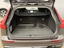 Volvo V60 T8 Plug-in hybrid AWD AUT8 455PK Ultimate Dark | Bowers & Wilkins audio | Geventileerde voorstoelen met massagefunctie | Verwarmde voorstoelen & Stuurwiel | 19" Black Edition Lichtmetalen velgen | Panoramadak | Adaptieve Cruise Control | BLIS Doedehoekdetectie