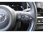 Toyota Yaris Cross 1.5 Hybrid Adventure Bi-Tone | Rijklaar | Blind Spot | Head Up | Sensoren v+a | Stoel-/stuurverw. | JBL | Apple/Android | LED | Keyless
