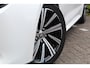 Toyota Corolla Touring Sports 2.0 Hybrid 184pk Business Plus | Rijklaar | Trekhaak | Keyless | LED | Stoelverw. | Apple/Android | Camera | Adap.cruise | NL-auto