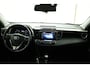 Toyota RAV4 2.5 Hybrid AWD Style | 1650kg trekgewicht | Keyless Entry | Camera | Navigatie | Electrische Achterklep | Trekhaak |